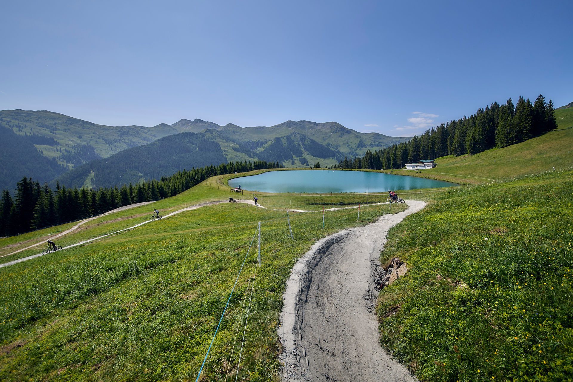 12er Sky Line - Bild 15